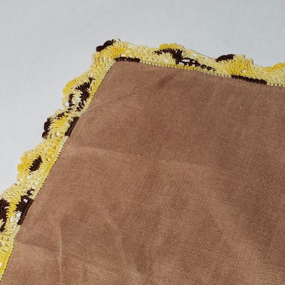 VTG HANKIE BROWN & YELLOW CROCHETED LACE EDGE HANDMADE POCKET SCARF ESTATE - Picture 4 of 10